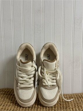 Zara Cream and Beige Panel Sneakers